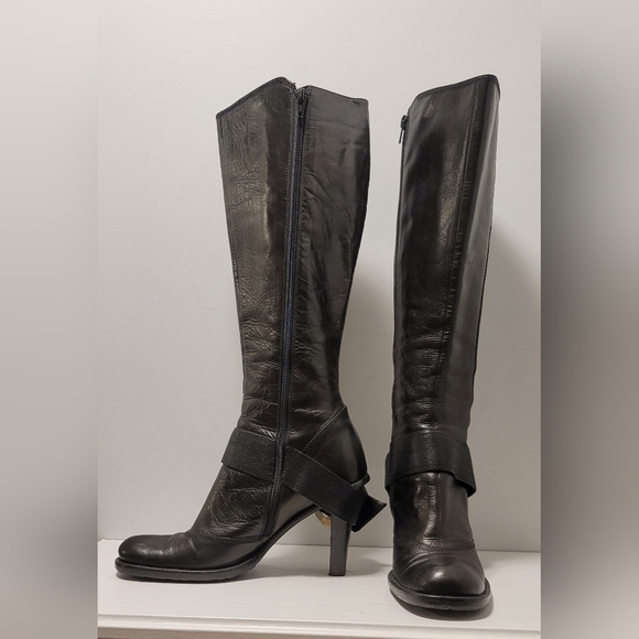 Moving Sale! Made in Italy Rare Leather Boots, Size 39 - Picture 8 of 16